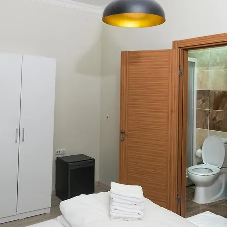 Hotel Mayer Catikkas Suites *