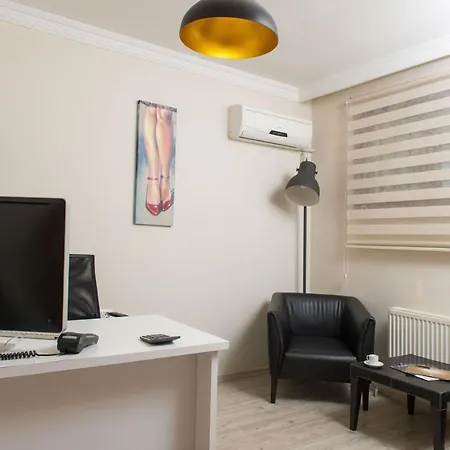 Mayer Catikkas Suites *